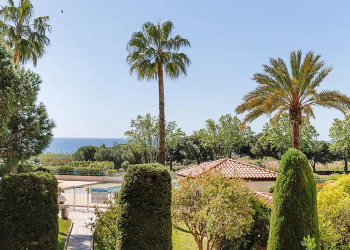 Les Pins Bleus Lejlighed Antibes